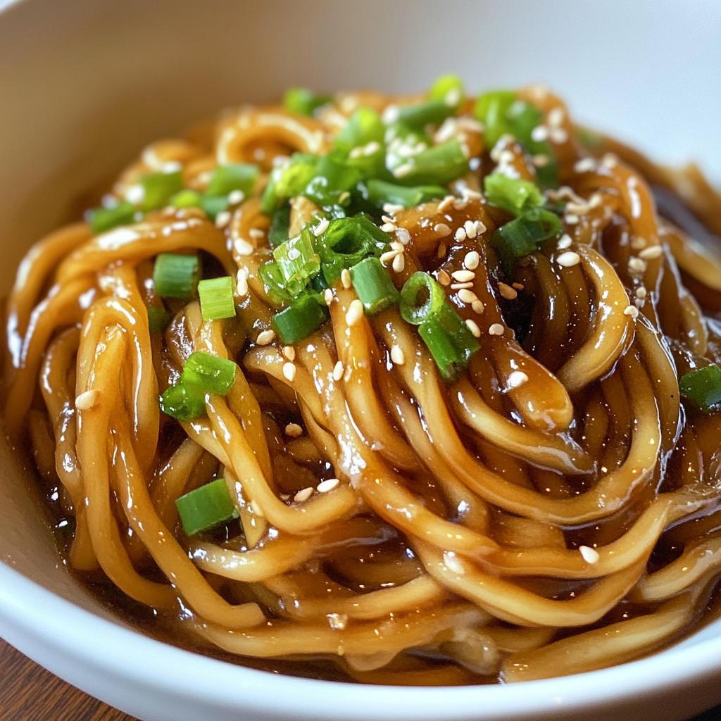 easy saucy ramen noodles - detail 1